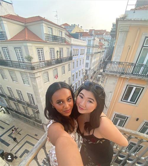 Girls in Lisbon